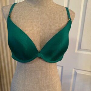 Victoria Secret Bra  Gorgeous Emerald Green size 38C underwired